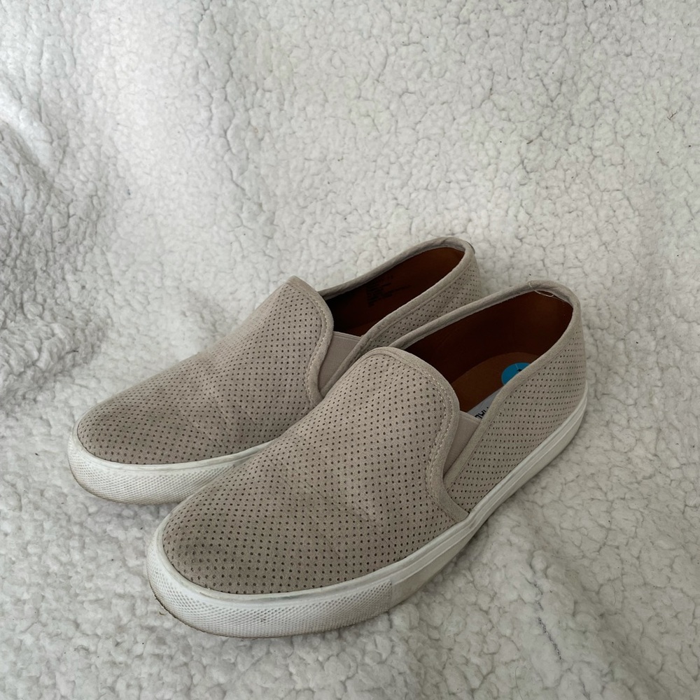 Steve Madden Slip Ons